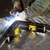 MagSquare Holder, 1000 lb Capacity 474-8100099